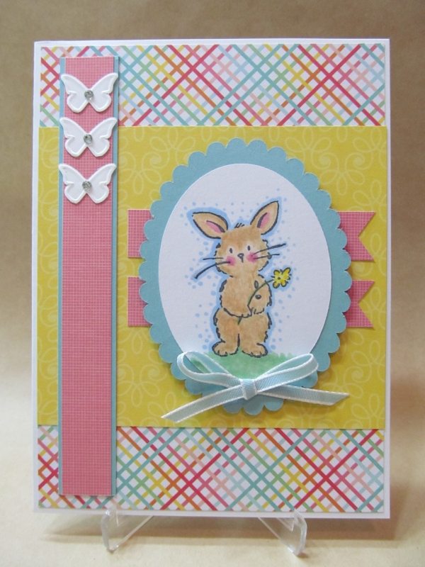 بطاقة عيد الفصح السعيد مع بطاقات فراشات الأرنب الحلوة للأطفال