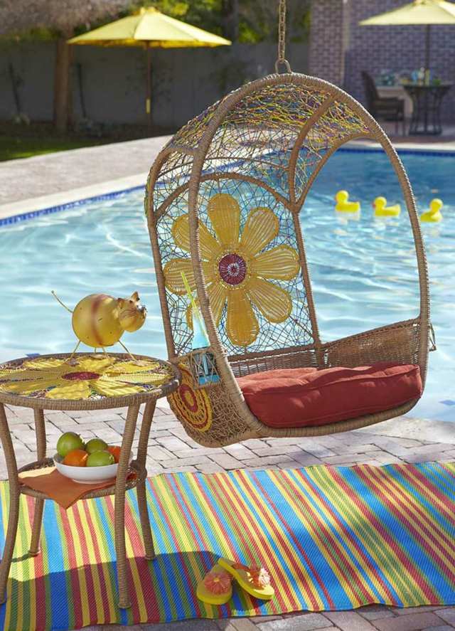 مخططة نمط طاولة جانبية صغيرة شمسية للسباحة