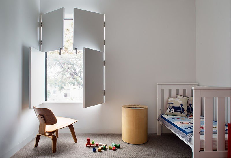 الأفكار الداخلية والتصميم نافذة شاشة الخصوصية مصاريع كرسي سرير غرفة الأطفال