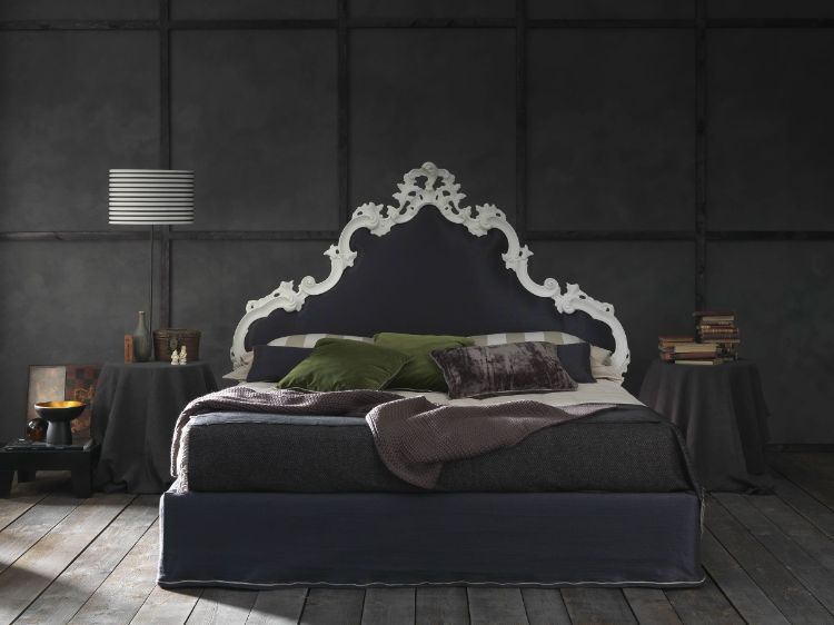 تصميم-أثاث-غرفة نوم-سرير منجد-أسود-جدار-أبيض-جص ديكور-لوح رأس-خشب-باركيه