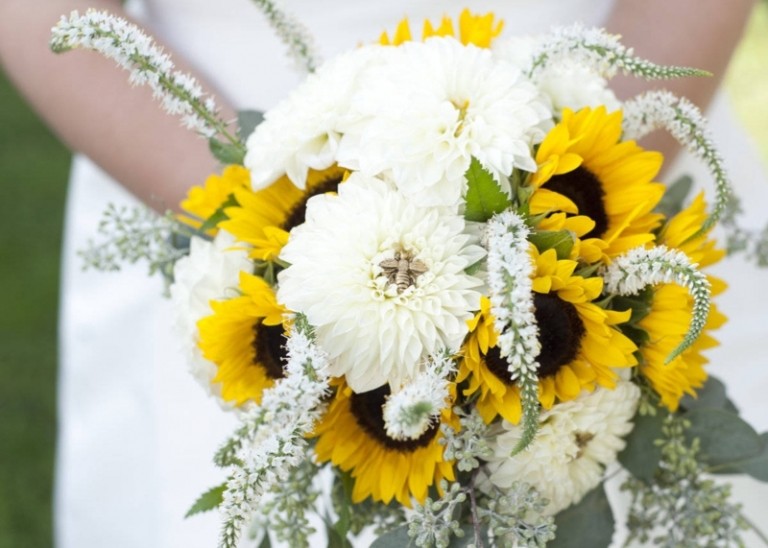 أفكار لباقة الزفاف ديكو صفراء بيضاء عباد الشمس الخريفية