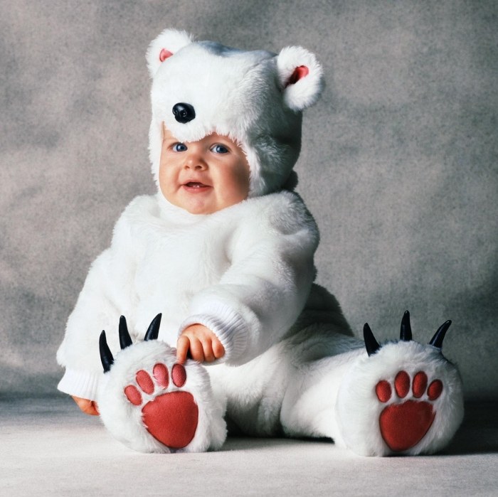 زي طفل الدب القطبي تنكر أفكار ماردي غرا وماردي غرا