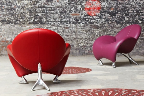 كرسي بذراعين بتصميم جلدي - أحمر وردي - Leolux Papageno-Jan Armgardt