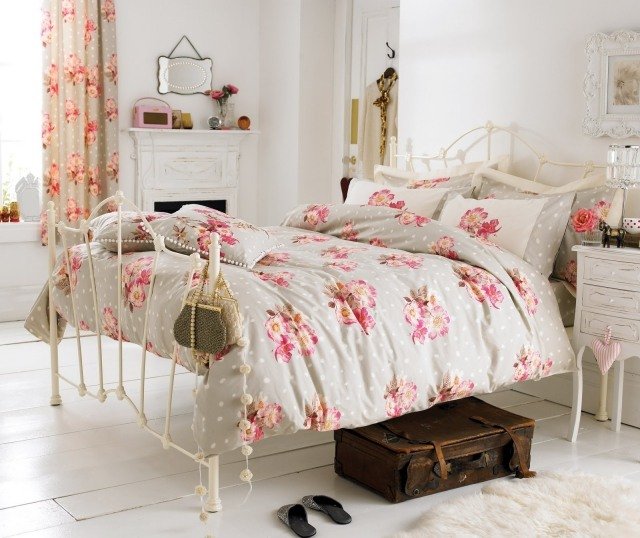 غرفة نوم-رث-شيك-معدن-هيكل-سرير-شراشف-ستائر-نقش زهور