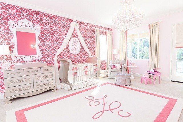 غرفة الطفل فتاة الوردي الأبيض الجدار خلفية نمط الباروك الفاخرة