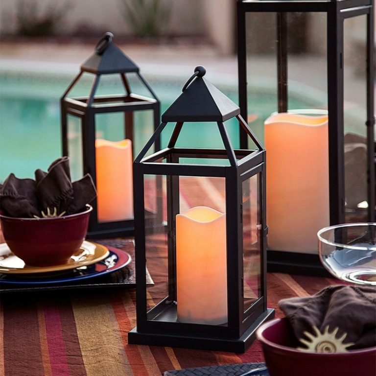 أفكار لتزيين طاولة أضواء خارجية مفرش مائدة من الشموع الرومانسية