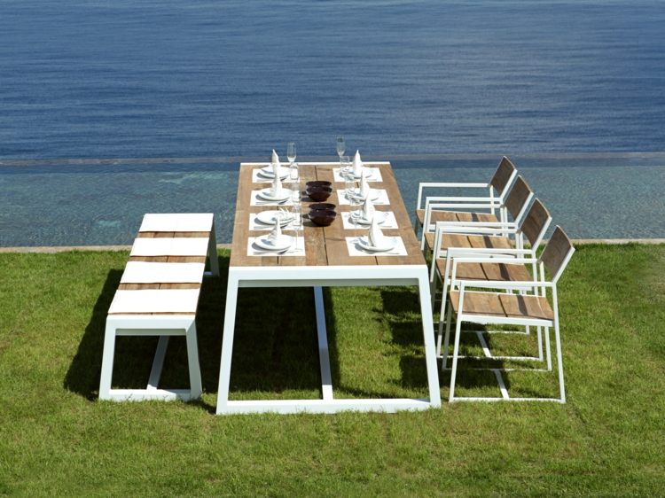 تصميم طاولة حديقة ماماغرين - خشب قديم - خشب - خشب - ألمنيوم - أبيض