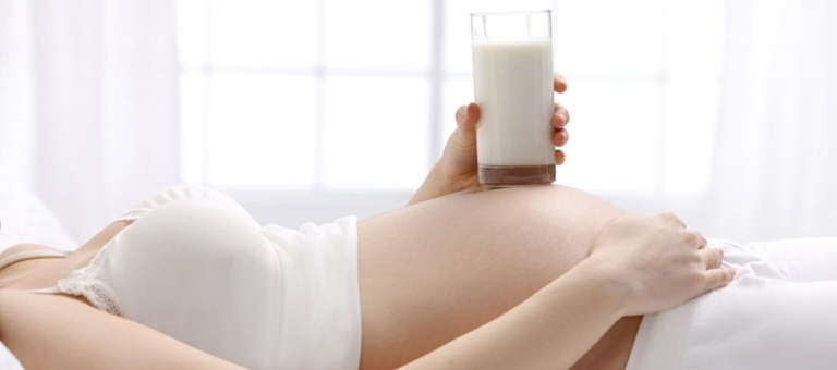 يدعم الحديد والكالسيوم نمو الجنين أثناء الحمل