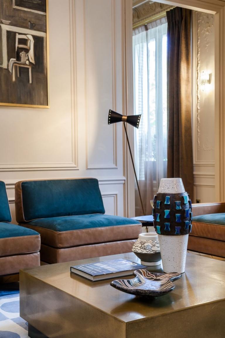 الباروك-يلتقي-الحديث-باريس-غرفة المعيشة-كرسي بذراعين-جلد-سويدي-أزرق داكن-بني