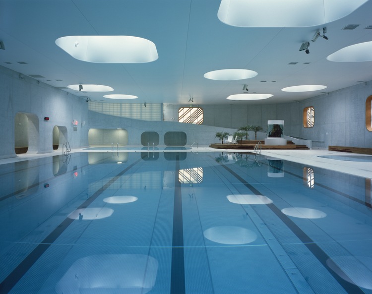 مثال على تصميم حمام السباحة فنغ شوي