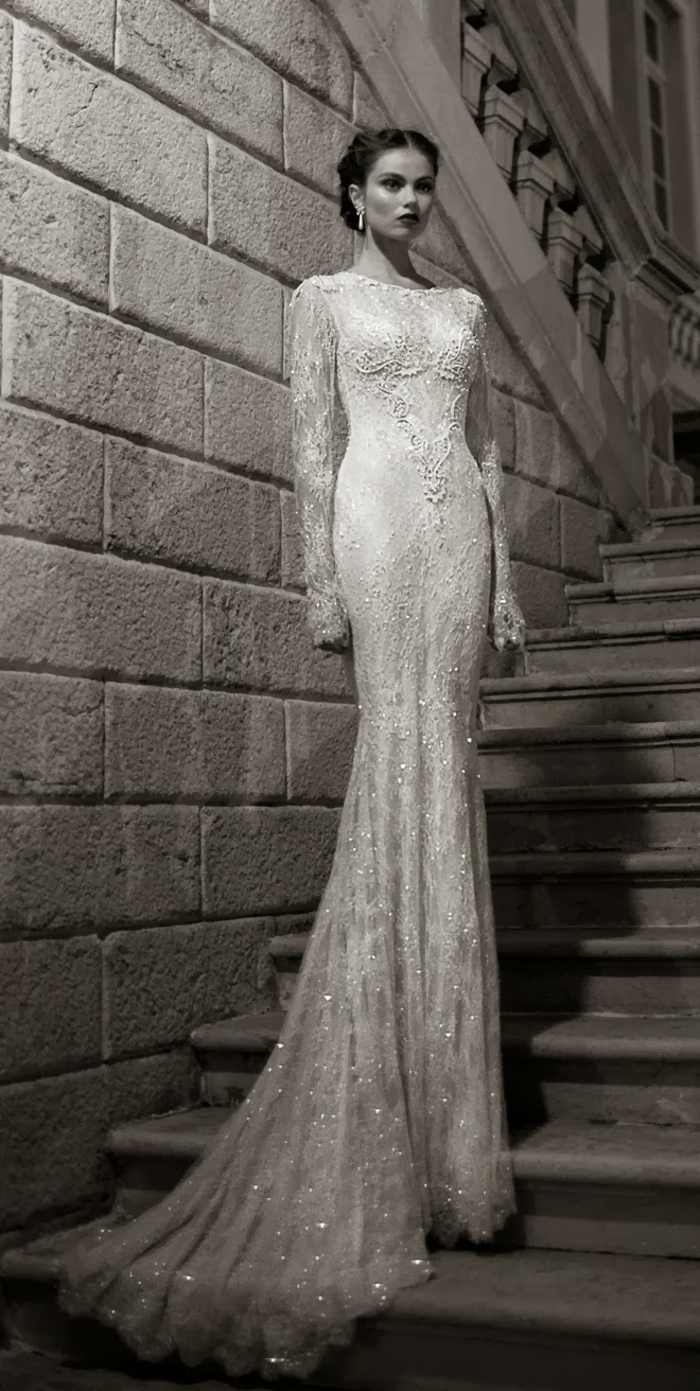فستان مع خمر نظرة من قبل بيرتا