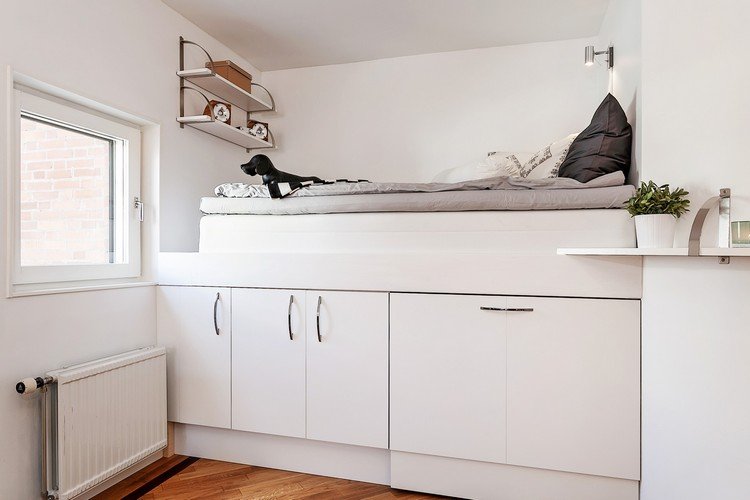 سرير علوي حديث للبالغين - تخزين - مساحة - أسفل - خزانات