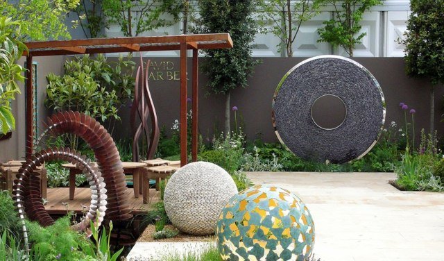 أفكار تزيين الحدائق المعدنية الجميلة