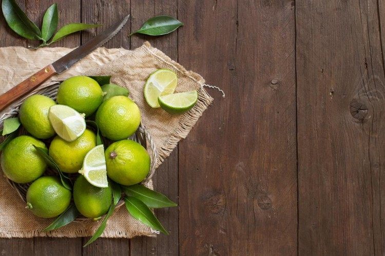المكونات موهيتو كوكتيل الليمون الوصفة الكلاسيكية