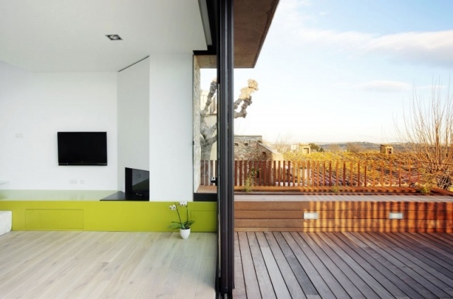 أرضية الشرفة من الخشب - تغطي أطراف التركيب - أفكار للمناطق الخارجية