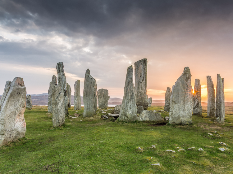 دائرة حجرية Callanish في أوتر هيبريدس اسكتلندا