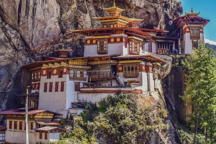 وجهة السفر 2018 الغريبة عش النمر بوتان