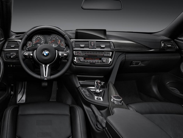 كشف معرض BMW 2014 في ديترويت للسيارات عن فخامة المقصورة الداخلية