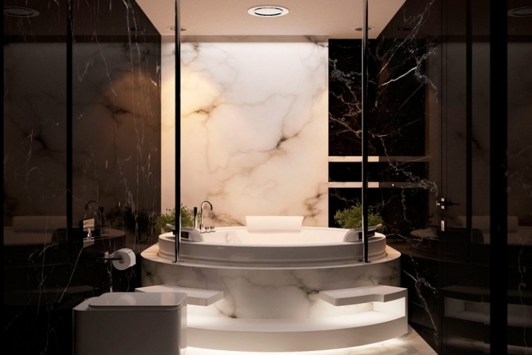 حمام فاخر - تصميم حمام - أفكار للحمام - جزع - حائط - إضاءة - خلف البانيو