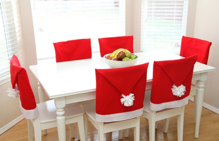 اصنع أغطية كرسي عيد الميلاد الخاصة بك لطاولة الطعام