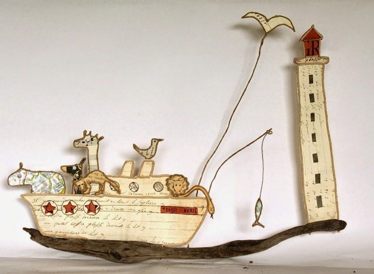 سفينة نوح مع منارة كمصدر إلهام ديني للتقليد