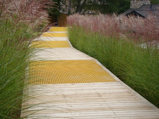 طويل القامة حديقة العشب النمط الياباني