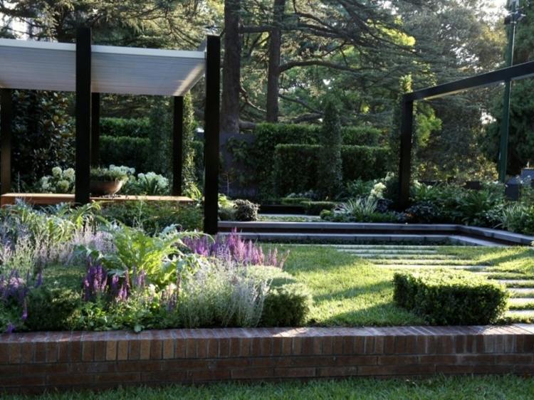 حديقة-لاندسكيب-استراليا-تصميم-عشب-صيانة-سهل-فلوربيد