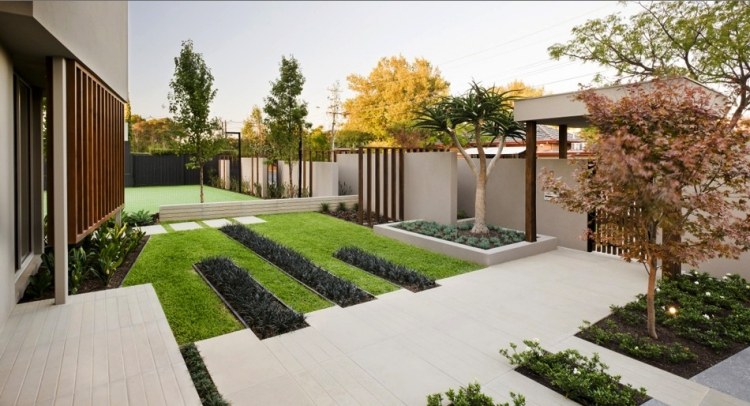 حديقة-تصميم-صور-moder-front yard-lawn-bed-edging-stain