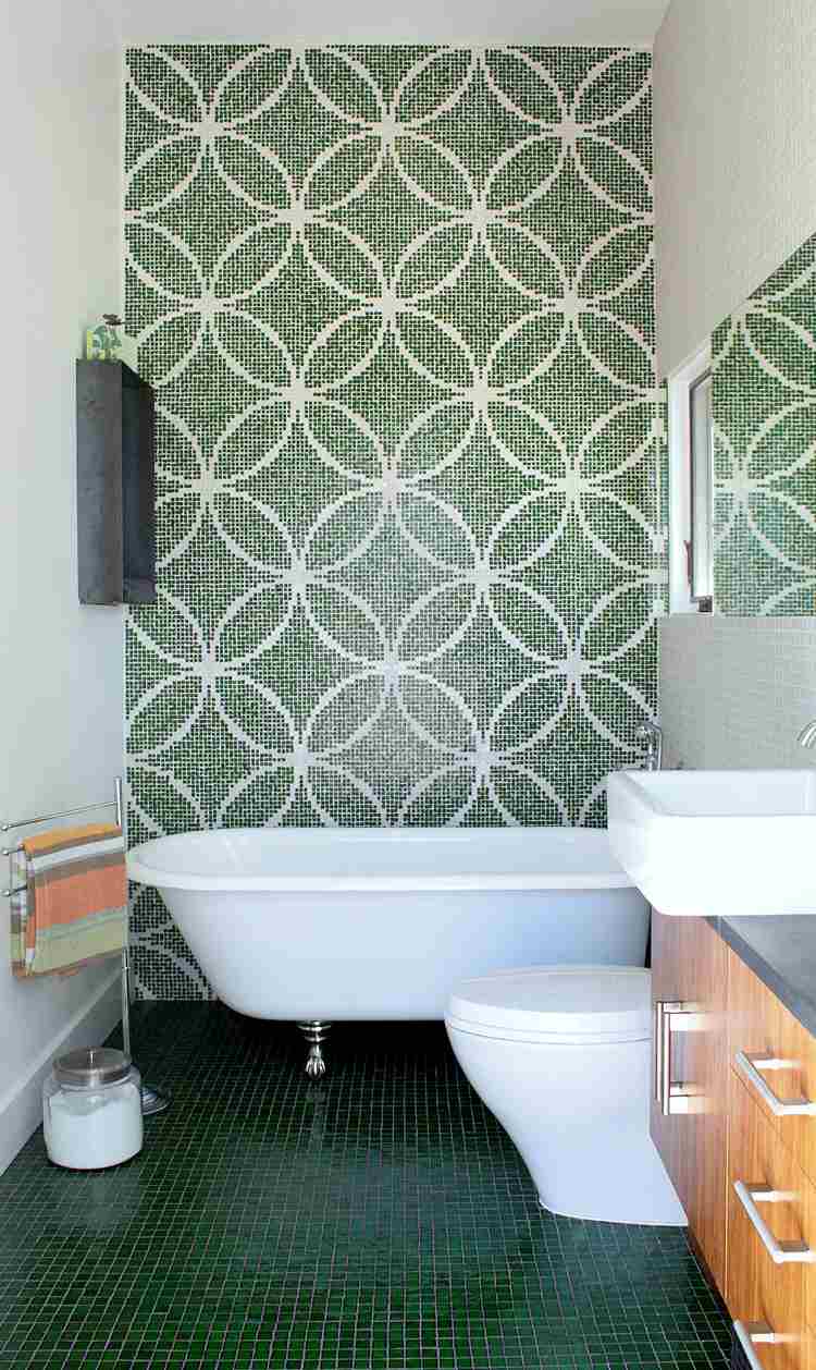 بلاط زجاجي-فسيفساء-تصميم-حمام-عتيق-أخضر-أبيض-نقش