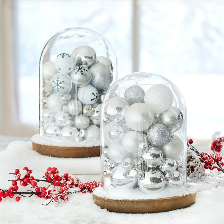 زخرفة الجرس زخرفة الثلج الاصطناعي شجرة عيد الميلاد كرات الفضة البيضاء