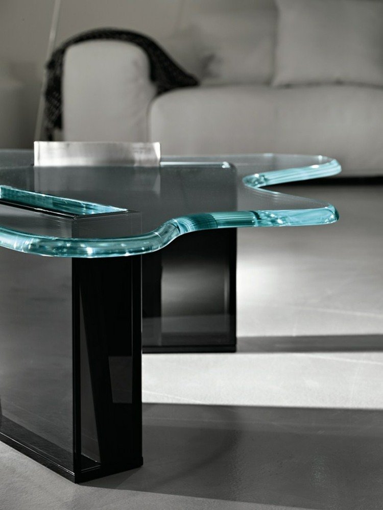 طاولة زجاجية بتصميم مموج-حافة-راشد-تونيلي-اسود-شفاف