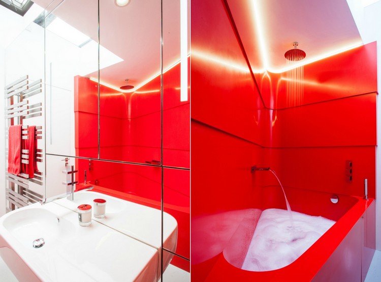 احمر-حمام-حديث-طبيعي-ضوء-حائط-مرآة-بانيو