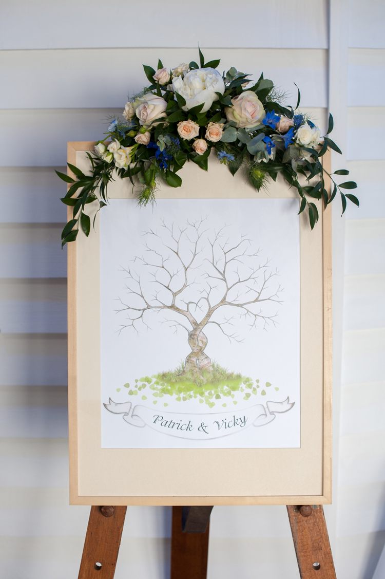 ضيف كتاب زفاف بديل لوح خشبي شجرة بصمة بناء باقة من الورود الخاصة بك