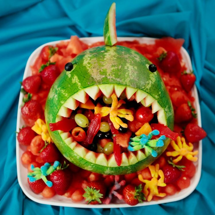 عيد ميلاد القرش البطيخ الفاكهة