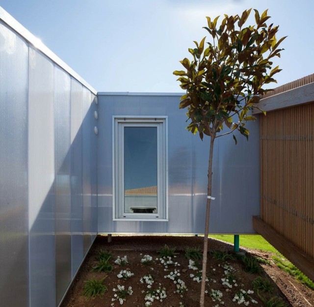تصميم حديقة نافذة معدنية خشبية مبنى حديث جديد