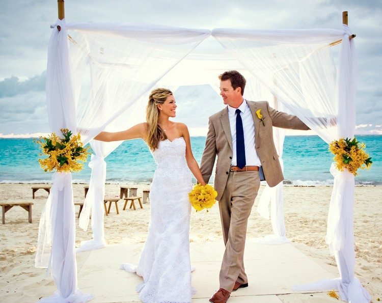حفلات الزفاف-الشاطئ-بني فاتح-بدلة-العريس