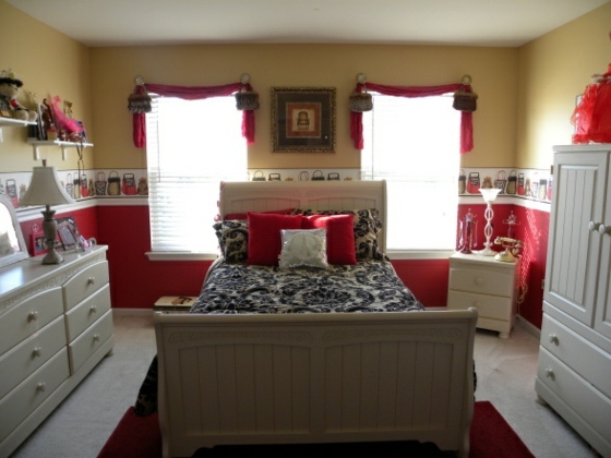 غرف بنات - غرف - مراهقات - أثاث خشبي - لهجات - كلاسيكية - باللون الأحمر والوردي