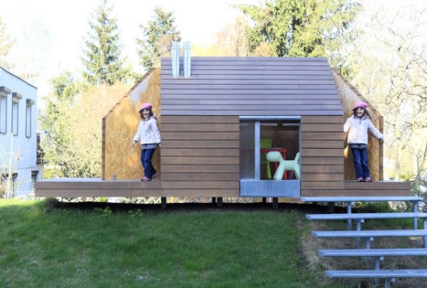 منزل حديقة خشبية للأطفال