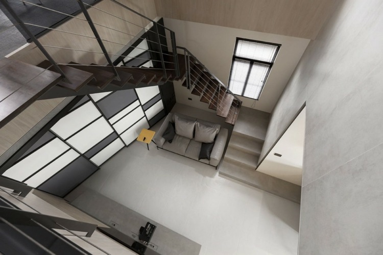 منطقة غرفة المعيشة التصميم الداخلي الدرج أريكة سوداء حديثة