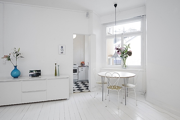 جدران بيضاء - أرضية غرفة طعام مطبخ