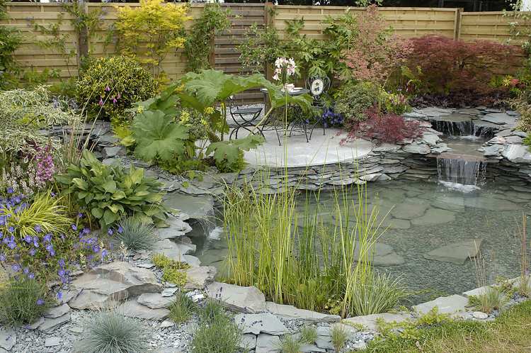 تصميم حديقة بألواح حجرية طبيعية - بركة مائية - شلال