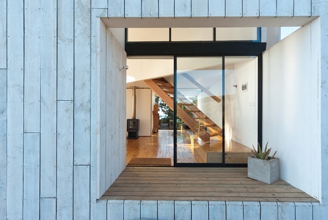 منزل خشبي الواجهة الحديثة مكعب تشيلي - مع إطلالة على المحيط