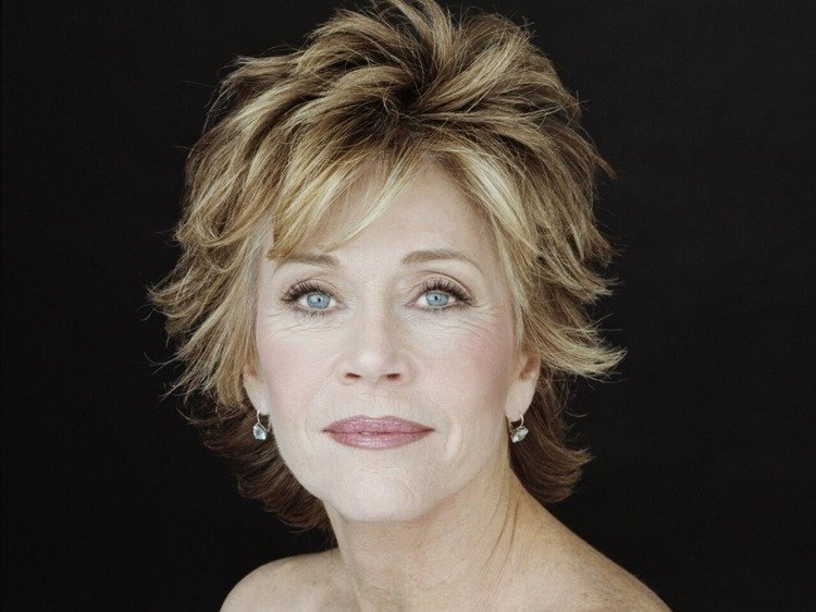 مكياج خفي من 50 Blue Eyes Jane Fonda
