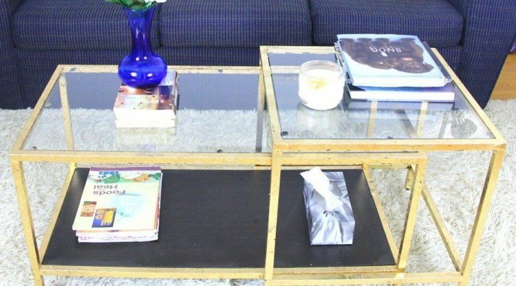 تجميل وتصميم الطاولة الزجاجية في غرفة المعيشة