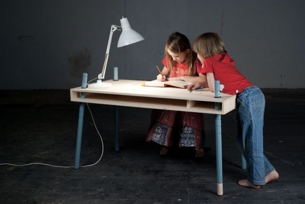 غرفة الأطفال الحديثة بتصميم مكتب قابل للتعديل أثاث الأطفال الذي ينمو مع الطفل