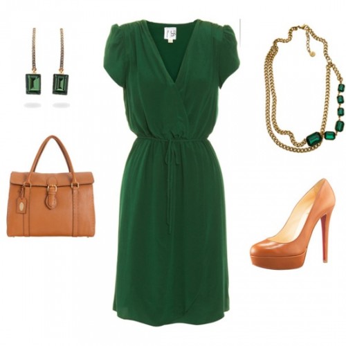 اتجاهات الموضة الخريف الزمرد اللباس الأخضر حقيبة أحذية البيج