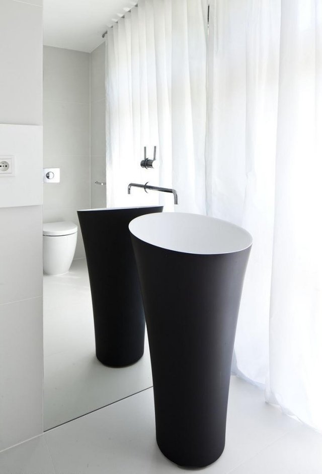 حمام - تصميم - حديث - عمود مغسلة - غير لامع - أسود - مرآة الحائط