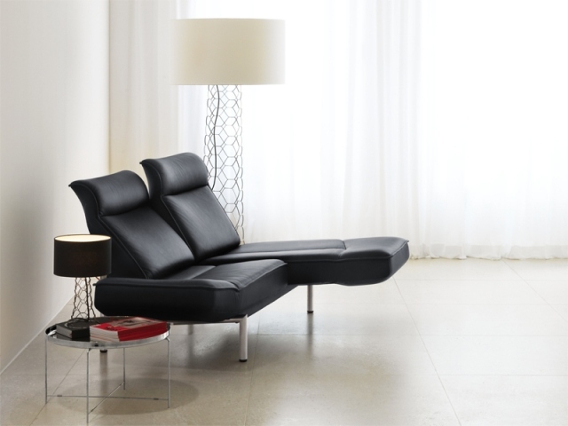 ريترو-شيك-مقعدين-أريكة-جلد-أسود-DS-450-Thomas-Althaus-de-sede-leather-armchair