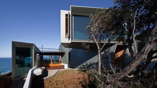 مبنى سكني بجانب تل الساحل الصخري-Fairhaven Beach-Australia منازل حديثة