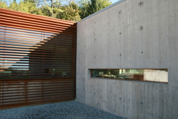 منزل الهندسة المعمارية الإيطالية الحديثة المناظر الطبيعية الخشبية مواد بناء الجدار
